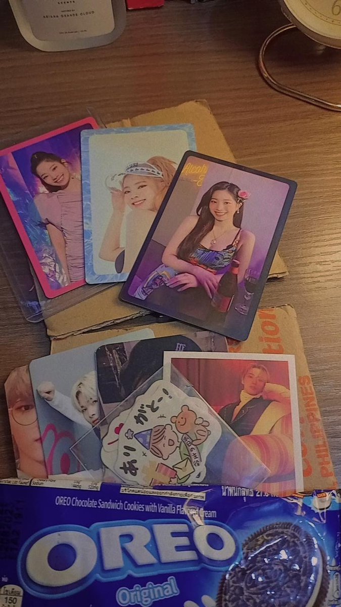 henwunjui's tweet photo. hiii @mltcart !! i alr received the dahyun pobs today! thank youuu! <3 #mltfeedbacks https://t.co/AtKf2Qo9uC