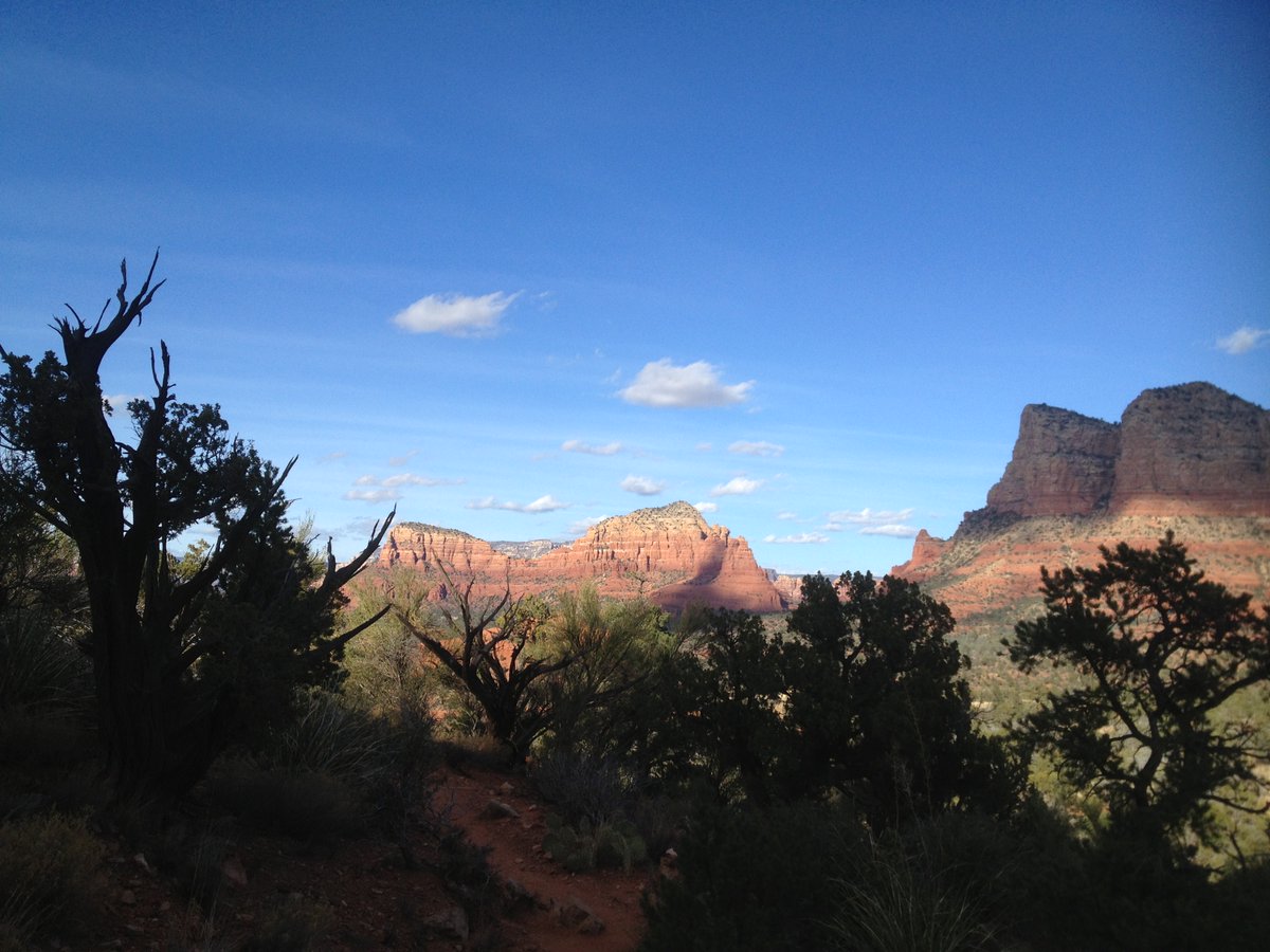 MLBinWA's tweet image. Some of my Canon Powershot photo of Sedona Arizona in 2012.  One of my favorite places on our planet to hike around and take photos and video as well as just enjoy nature 

1st time in Sedona early 1970's.  Changed a lot since then.  Still amazing.