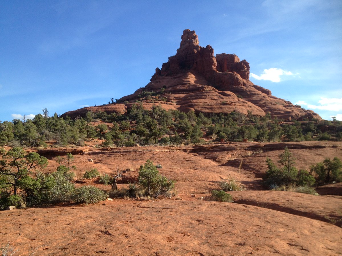 MLBinWA's tweet image. Some of my Canon Powershot photo of Sedona Arizona in 2012.  One of my favorite places on our planet to hike around and take photos and video as well as just enjoy nature 

1st time in Sedona early 1970's.  Changed a lot since then.  Still amazing.