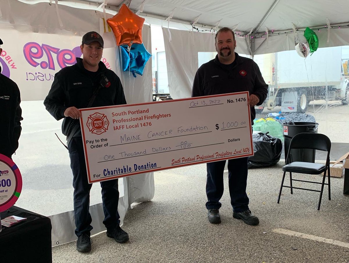 Q979's tweet photo. Thank you SO MUCH to @SouthPortlandFD Local 1476 for not only the insanely generous $1,000 donation to #CansForACure, but also making our @maine_cancer family their beneficiary for fundraising next year! True heroes in more ways than one. 🚒 https://t.co/8MilZQ6vED