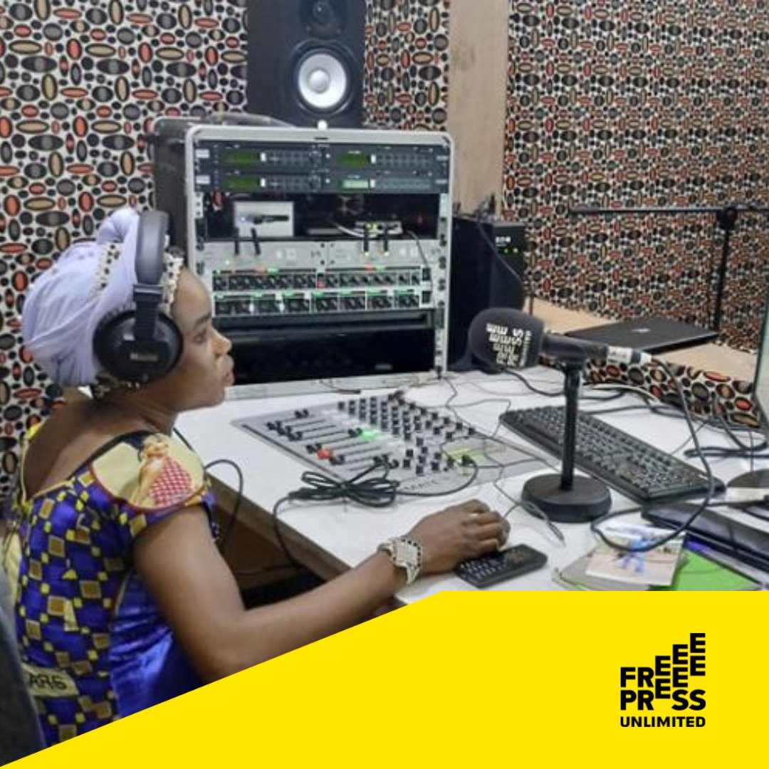 Six radio stations in #CentralAfricanRepublic 🇨🇫 back on air to foster peace. Together with @ACTED @Oxfam @Concern @coopi & @interimpact we have been able to conclude the RELSUDE-project, with great result.
More ➡️ ow.ly/RXkk50L8XSm

#radiomatters #localradio #pressfreedom