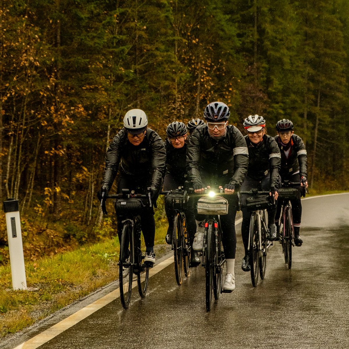 Huge congratulations to One More City who recently completed their 600km cycle from Strasbourg to Munich in just four days for the ICR! 

The money will support a second #PhD student researching #SecondaryBreastCancer❤️🚲

#SecondaryBreastCancerAwarenessDay

📷 Saskia Martin