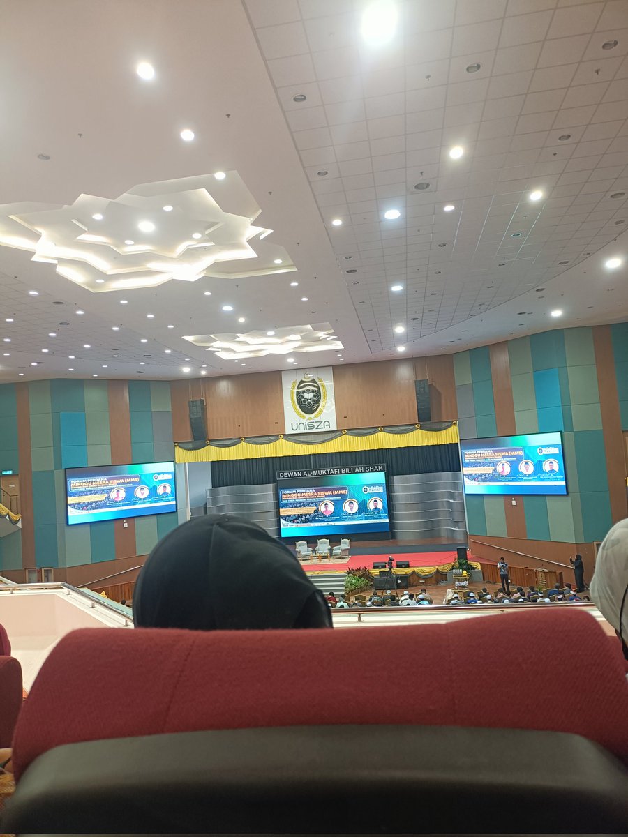 mizeilma's tweet photo. Ada sapa ii bawak selimut lebih
Sejuk na dok atas ni🥶
#UniSZAPastiTahu 
#MMSDegree2223 
#KeluargaUniSZA
#SejahteraIPT https://t.co/yeJnY644yS