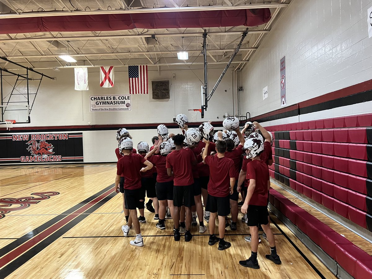 NBHSFB's tweet photo. Tomorrow night it’s time for some New Brockton Gamecocks HOMECOMING football! Gamecocks vs Yellow Jackets 7pm “Gamecock Stadium”. ARE YOU READY???
#ALLIN4NB
#SharpenTheSpur https://t.co/3jSfaGnESp
