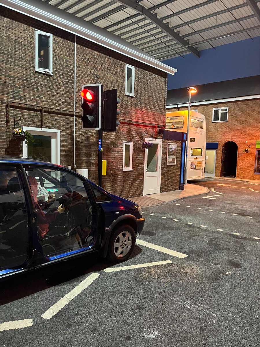 StBedesMiddle's tweet photo. 5CHA, 5BER, 6CHA and 6BER have visited @Safesidecentre over the past week. During their visit they have looked at fire safety, road safety and being streetwise. They have gained excellent life skills for the future. We look forward to taking the rest of year 5 and 6 soon. https://t.co/fsJZewLdlI