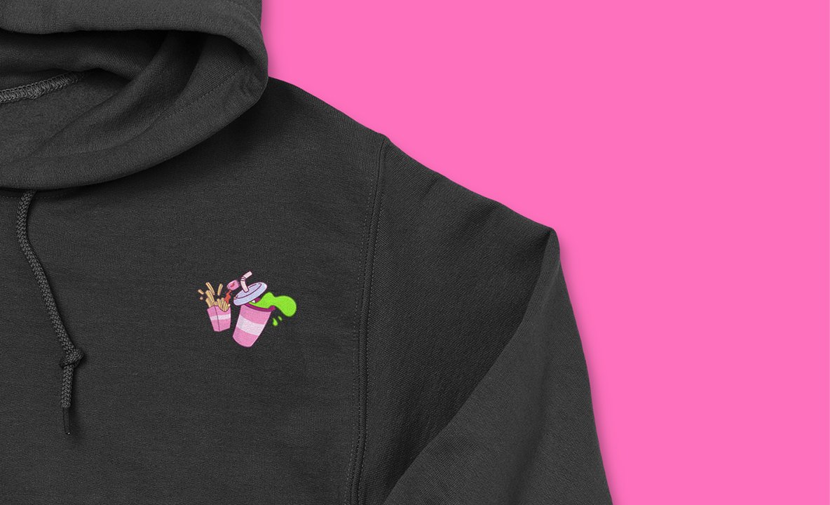joincombo's tweet photo. it's getting a bit chillier these days...

so what's better than a new hoodie? a free hoodie!

we're giving away 5 combo hoodies!

how to enter
✅ Follow us
✅ Retweet this tweet
✅ Tag 2 friends

winners will be drawn in 48hrs https://t.co/VRX4vDVccL