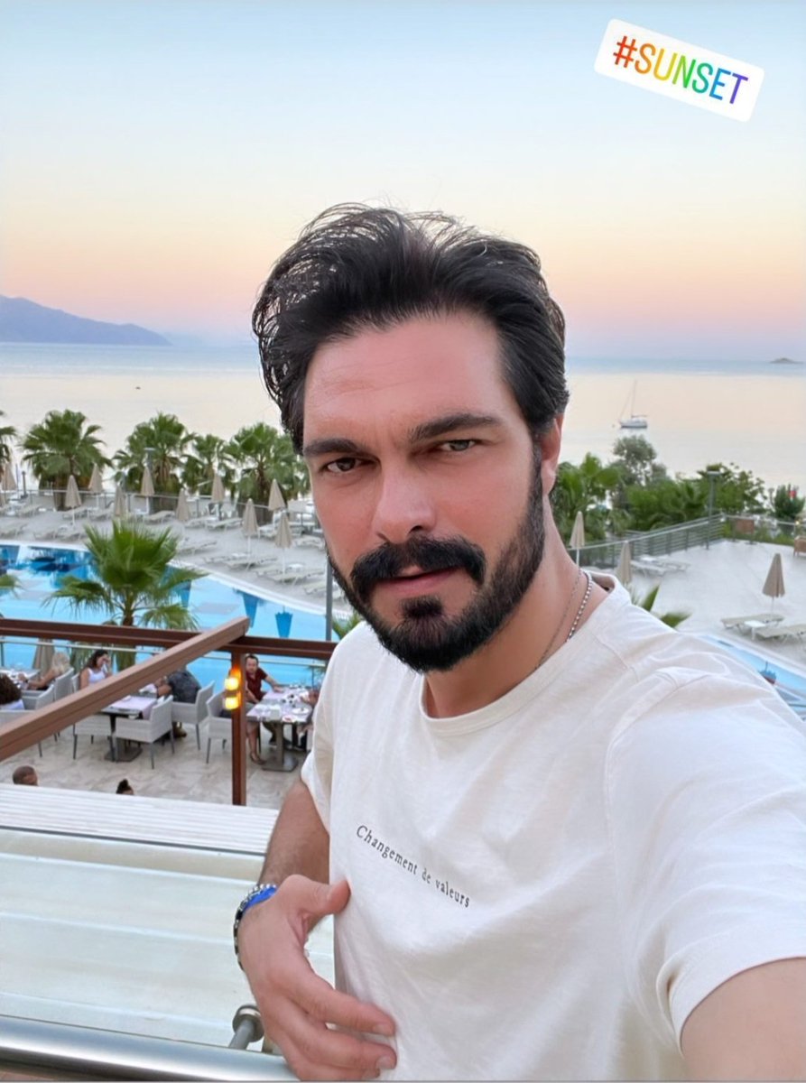 halilibrahiminf's tweet photo. HALİL İBRAHİM CEYHAN DÖRT FOTOĞRAFLI MENTİON ETKİNLİĞİ
📌HEDEF📌
 250 mention, Rt, Fav 

📎ETİKET📎
HalilİbrahimCeyhan
#HalilİbrahimCeyhan  

HALİL İBRAHİM CEYHAN MENTION EVENT WITH FOUR PHOTOS 
📌TARGET📌
 250 mentions, Rt, Fav

📎TAG📎
HalilİbrahimCeyhan
#HalilİbrahimCeyhan https://t.co/NJDVxtr2Ue