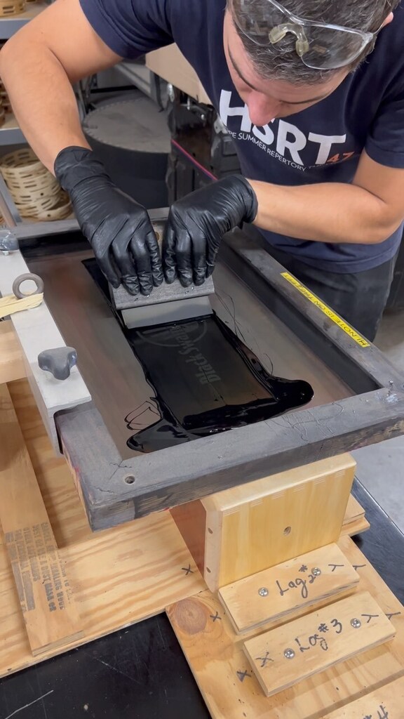 blackswamp's tweet photo. Screen printing log drums 🪵👨🎨
#BlackSwamp #BlackSwampPercussion #Percussion #percussionist #classicalpercussion #orchestralpercussion #michigan #drums #drum #drummer #drummerlife #drummers #drummersofinstagram #instadrummer #drumming #drumlife #music #… https://t.co/n3EiGWIv92 https://t.co/mfM8rN4n9S