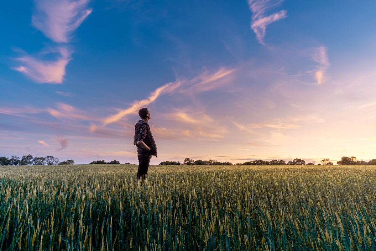 JeffWintonAssoc's tweet photo. Our CEO Jeff Winton grew up on a farm, and he continues to own and operate Wall Street Dairy in upstate New York.  So, we here at JWA have a deep appreciation for the hard work and dedication of farmers. #FarmersDay salutes these workers. https://t.co/ZZnvYqT7LZ https://t.co/xwYRBgK2WE