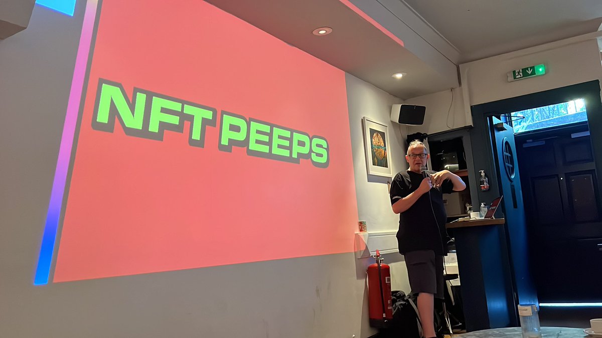 BrisBathCyber's tweet photo. @hello_nftpeeps busting out another sublime event with @tezos and delicious cupcakes
#tezos #BTF2022 #NFTPeeps https://t.co/RrEibxdIsY