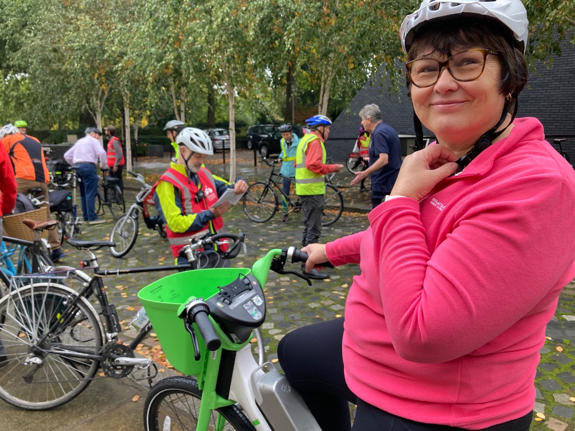 RPS President @Clairewynn has completed today's #RideForTheirLives cycle with @UKHealthClimate and is taking part in a panel discussion with health leaders about sustainability and healthcare. Find out more: bit.ly/3fTlgIi @_RFTL #RPSSustainability