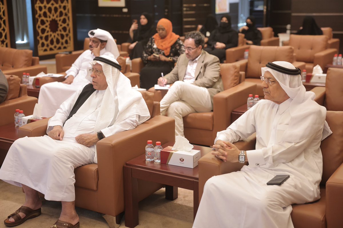 MOCQatar's tweet photo. نظَّمت #وزارة_الثقافة اليوم محاضرة بعنوان "سلوك الموظف المُستدام"، ضمن فعاليات أسبوع قطر للاستدامة، حيث ناقشت المحاضرة أساليب المحافظة على البيئة، وأهمية تعزيز السلوك المُستدام. https://t.co/zpmzSQGvo4
