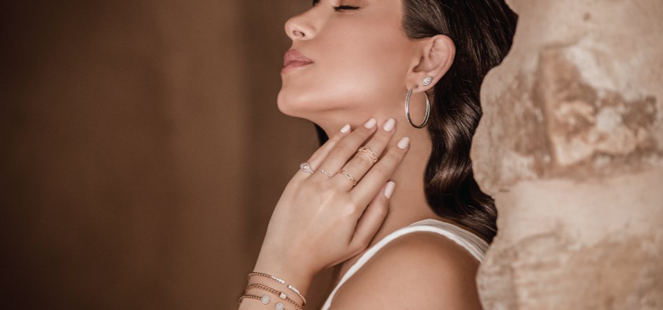 TajLifestyle's tweet photo. Founded in 1957 in #Jordan 🇯🇴 #Imseeh the leading designer, manufacturer, retailer of fine diamond 💎 &amp; gold jewelry 💍opened its door at #TAJlifestylecenter in 2011   
افتتح متجر #امسيح في تاج عام 2011 العلامه التجاريه 
العريقة التي أنشئت منذ أكثر من  60 عام #المجوهرات  #الأردن https://t.co/oTtspVmXmO