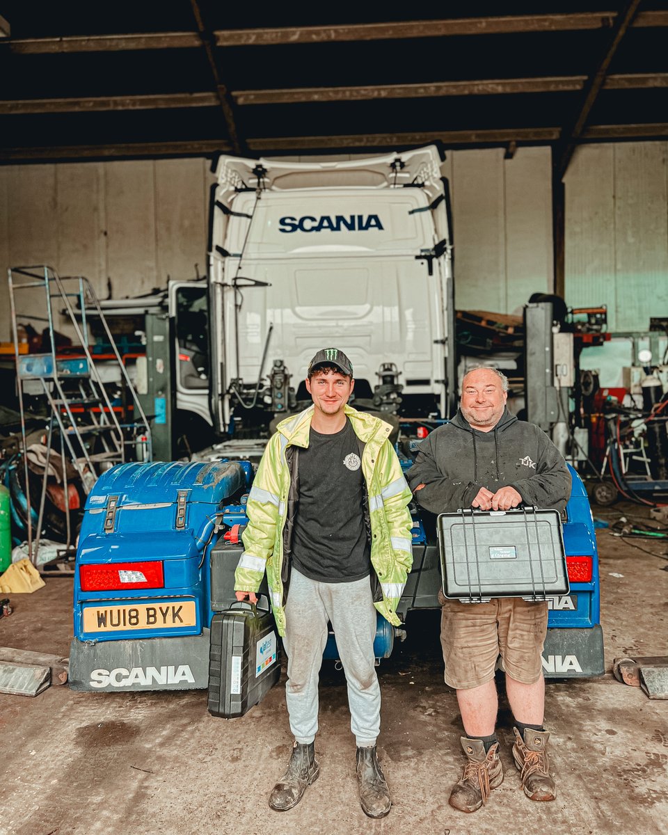 EclipseDiag's tweet photo. π Area Sales Managers, Aaron and Paul, have just handed over to TJK Haulage. They have just taken delivery of their new Jaltest Diagnostics Commercial Vehicle package.
Thank you for your business!
#Eclipse #Jaltest #EclipseInAction https://t.co/9tL1SCehCR