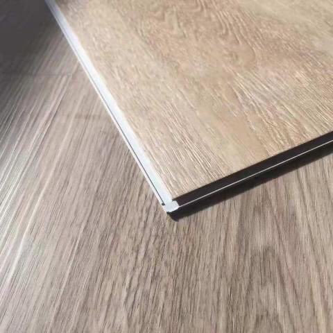 Floorsbenin's tweet photo. SPC flooring 💡
Facile à installer, durable et luxueux
#floorsdecorbenin #cotonouinstallers #floortogo #spcflooring #floorinideas #CushionVinyl #ContemporaryFloors #floormaintenance #industrialflooring #installers #installation #flooring #floordecor #floors #benin #rico https://t.co/6Vnjvd2FWp