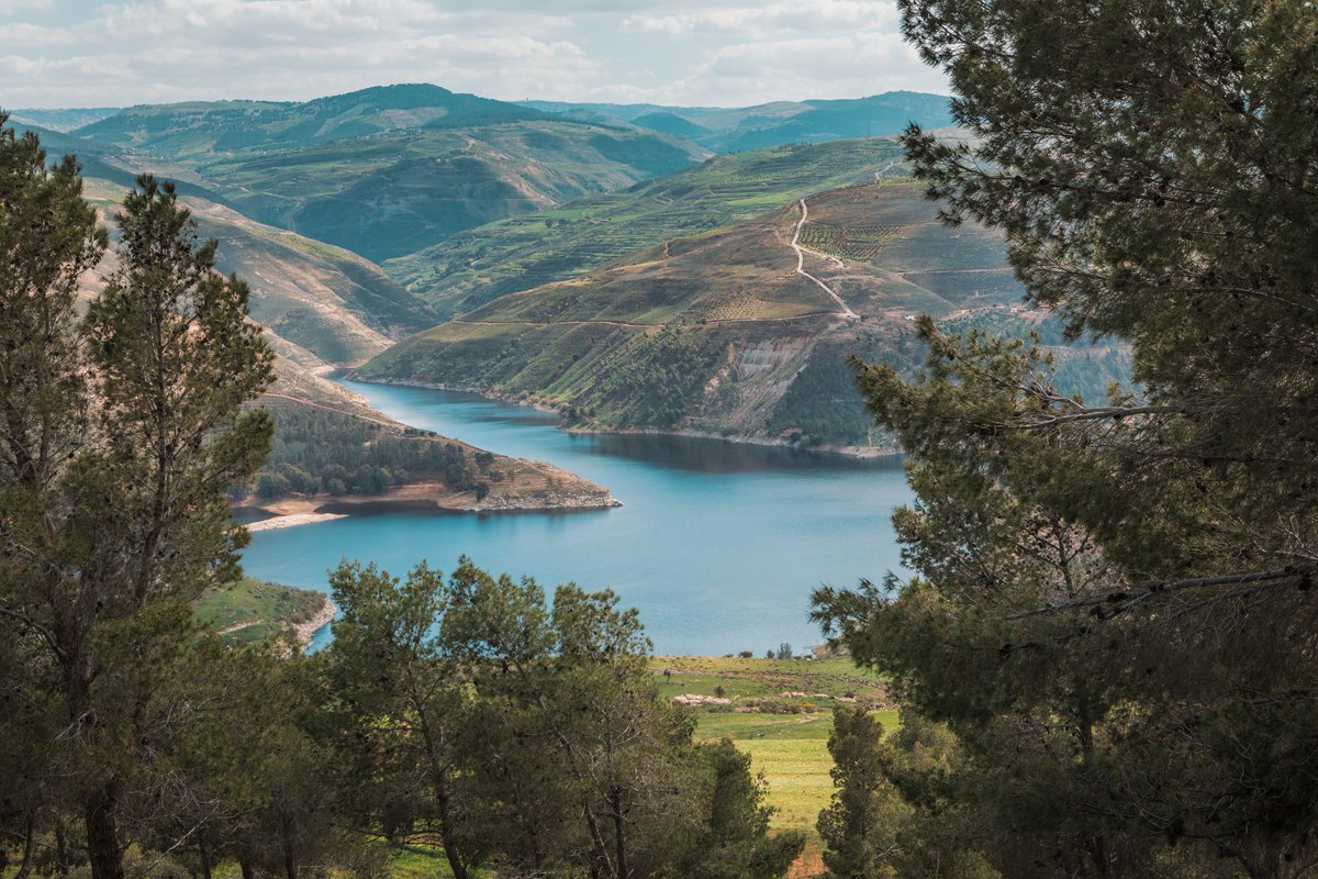 VisitJordan's tweet photo. Only 1 day is left for the #JordanTrail #ThruHike2022!
Join 41 days of beautiful hiking, or opt for the day, weekend, or region hikes.
Book now here https://t.co/h8L2umCNJa /contact The #Jordan Trail Association
+96264610999 or on FB
📸@AliBStudios
#VisitJordan #KingdomOfTime https://t.co/GY3E1wuUek
