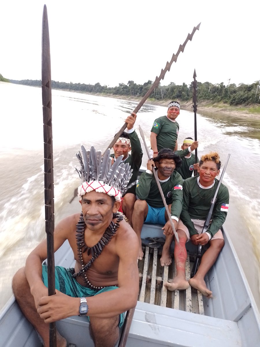Somos Guerreiros da Floresta do Vale do Javari, a luta continua firme pela preservação do meio ambiente. Amazônia o coração do mundo precisa ser salva.