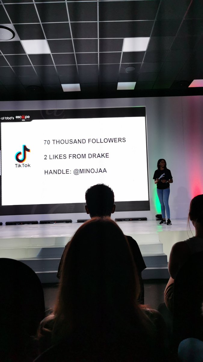amy_pegram's tweet photo. LOVE OF MY LIFE @techatMika!!! #BBDEscape2022 https://t.co/eqEY8vHHKr