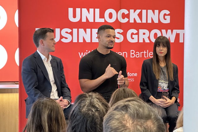 DebsCat's tweet photo. Steven Bartlett and Yogi Bare founder, Kat Pither recently dispensed their advice on how businesses can survive tumultuous times. Watch the video to learn from their experiences and learn how to unlock growth in your business. https://t.co/8WOlE4ikpf https://t.co/DlmzeDxkre