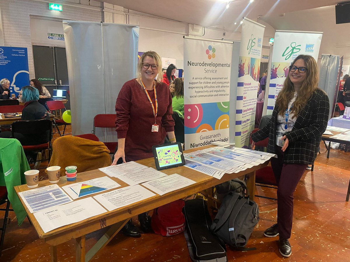 We're here today representing (Cardiff & Vale UHB) Complex Needs & Disability at the Vale Flying Start Networking event in Barry. Come and chat to us about Learning Disability. @JennyHunt2 @CAVCCH @CV_UHB #valeflyingstart #learningdisability