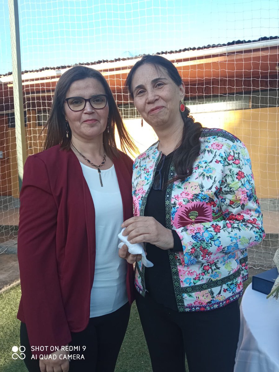 Gabyras's tweet photo. Buen día chicos #despiertaconchv !!! Feliz día a todos los profes♥️! En especial a mis hermanas en nuestro día ! Vamos que se puede ! https://t.co/FYYrf39RwF