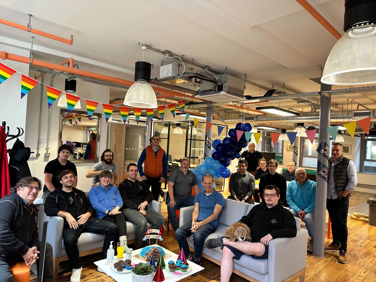 SeeChangeTech's tweet image. Celebrating SeeChange&apos;s 1st birthday with pizza, cake and an adventure out of the office 

What a year it has been!
#HappyBirthday #SeeChange #StartUpJourney