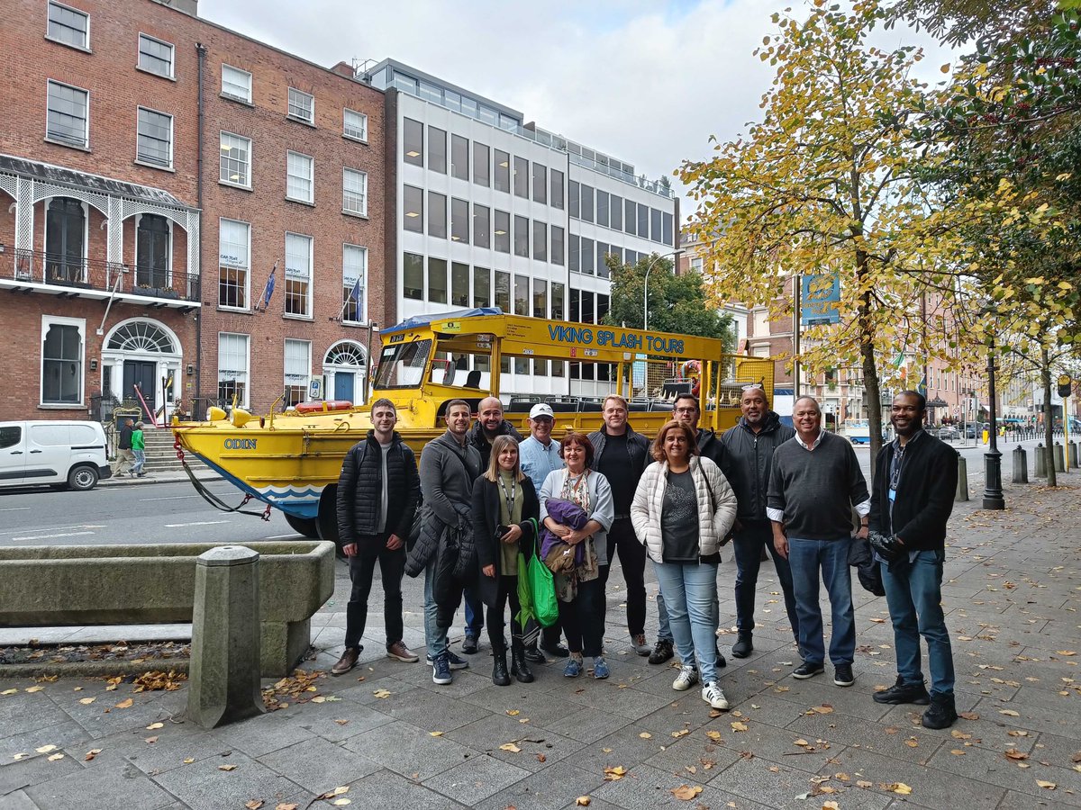 PeritiDigital's tweet photo. Team Building on the Viking Splash 🌊🛶

This week we've had the chance to bring all of the Periti team together in Dublin 🇮🇪 for some team building time, the highlight of which was a trip with the @VikingSplash

#team #Dublin #VikingSplash https://t.co/rWVRBgzWZq