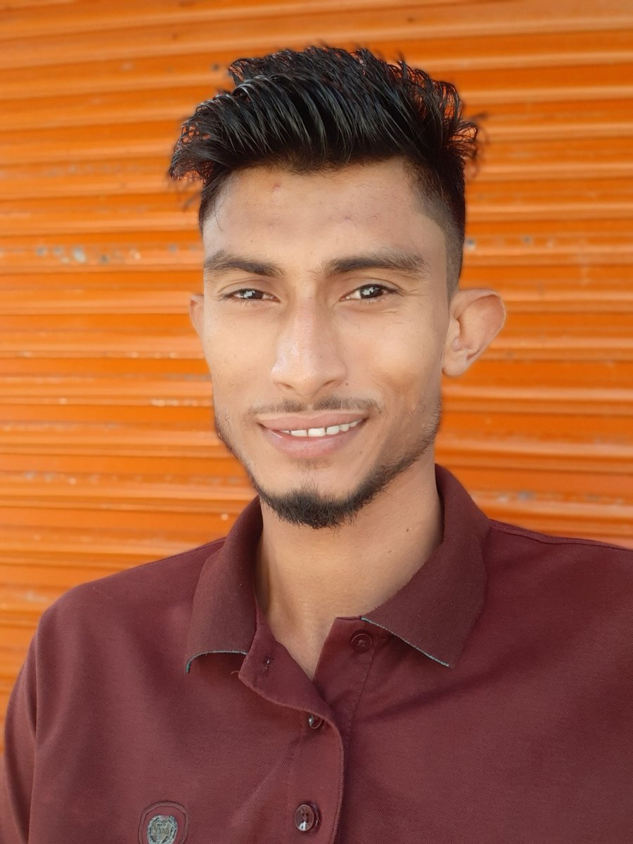 Aponmunshi710's tweet photo. পটে যাও? চকলেট কিনে দিবো। https://t.co/q1tFatAQBU