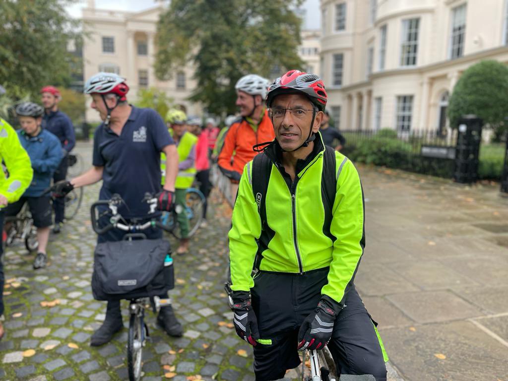 Great photos of our @_RFTL team heading out on their 15km cycling around London to raise awareness on #AirPollution and #ClimateChange hope they look as fresh at the finish