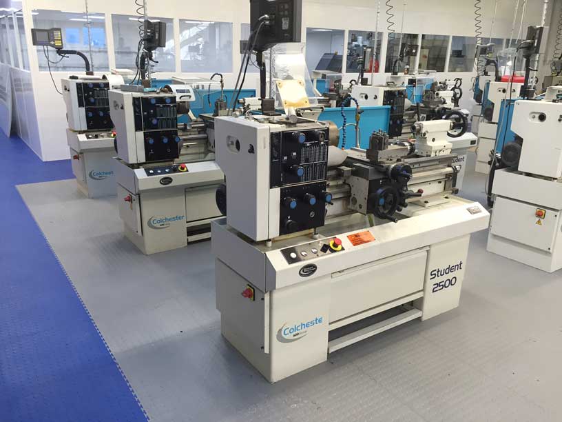 TCTC_UK's tweet photo. Ecotile is a UK made industrial flooring solution that can be fitted without causing disruption to your business; a cost effective &amp; low maintenance interlocking floor tile. We've listed their 7mm &amp; 10mm interlocking heavy-duty tiles on our website: https://t.co/5Hh1zGoq8y https://t.co/Aj5EayaJLj
