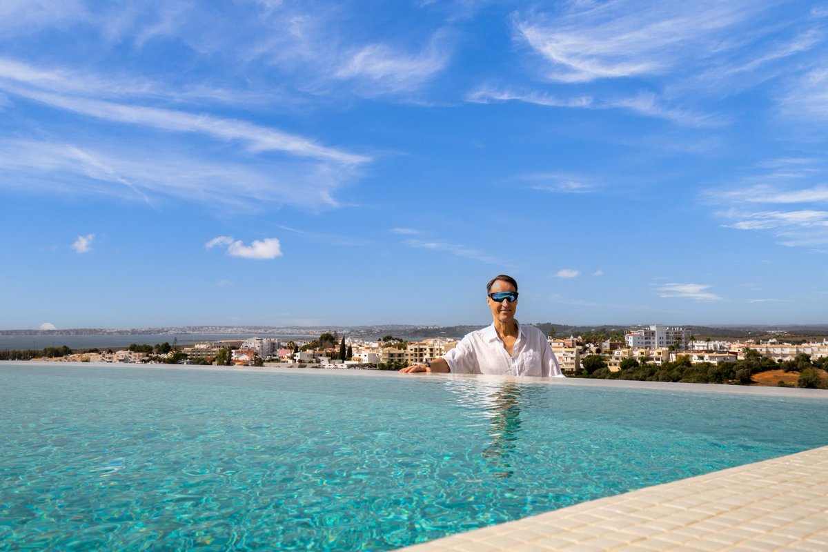 Raving about my recent stay at the Longevity Wellness Resort on the Portuguese Algarve - one of the best hotels of its kind I have ever stayed at! 
longevityalvor.com/en/

#algarve #wellnesshotels #LuxuryHotel #boutiquehotel #Travel #travelblogger #Traveler #Portugal #Health