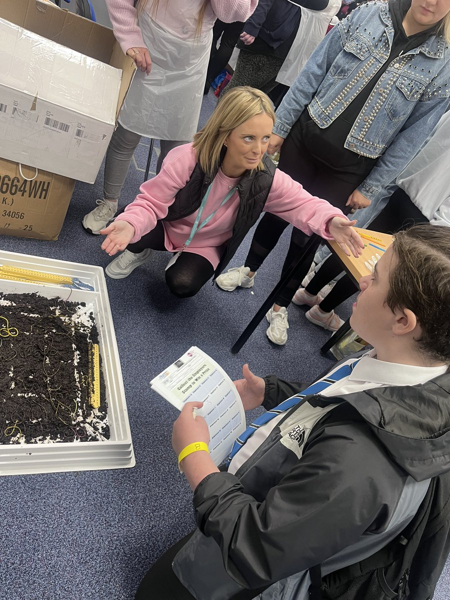 Our Next Gen students pulled out all the stops showing how STEM can be naturally embedded in early education at the @SLCek #STEMEvent yesterday. Huge thank you to @marso3 … all your preparation and hard work made this possible! Even @Alan_Sherry_SLC squeezed in a science lesson
