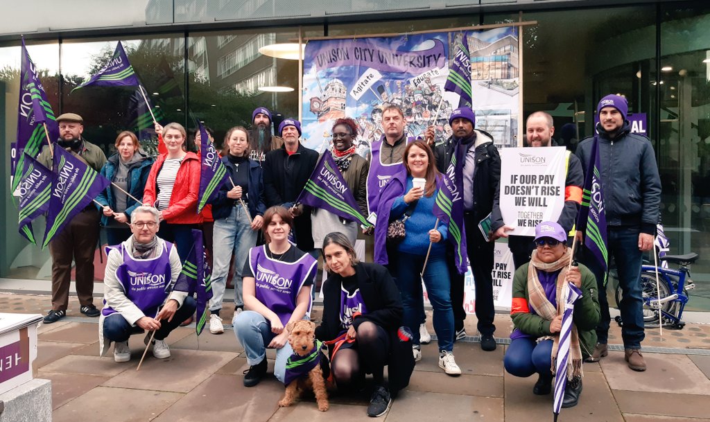 Retweet if you support @CityUnison members on strike today! Fair pay now! #wereworthmore