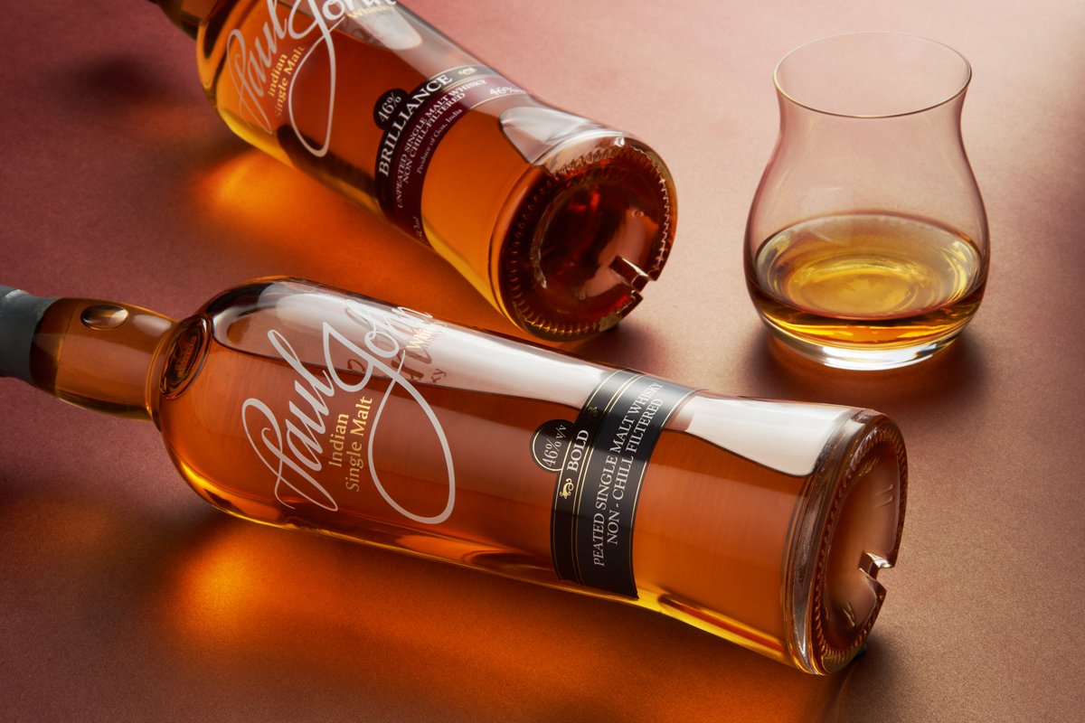𝐖𝐇𝐈𝐒𝐊𝐘 𝐅𝐋𝐈𝐆𝐇𝐓𝐒 𝐀𝐑𝐄 𝐁𝐀𝐂𝐊
Join us on guided tasting flights with the varied expressions of Paul John whisky, paired with our signature appetizers. At The Collection every evening. 
𝐂𝐚𝐥𝐥 𝐮𝐬 𝐨𝐧 +𝟗𝟏 𝟕𝟔𝟏𝟗𝟏 𝟒𝟔𝟎𝟎𝟒

#fourseasons @pauljohnwhisky
