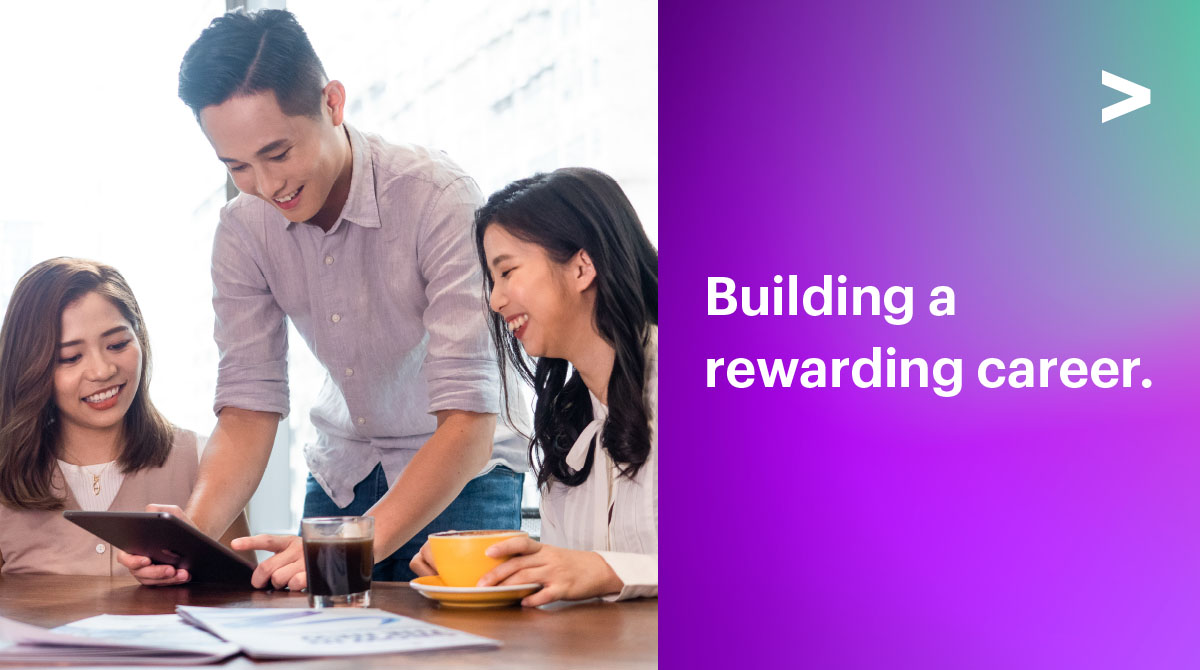 4 days to go! 2023 #AccentureGrad applications are open until Oct.16. Join us and speed up your growth during the 2-year personalized learning journey! Apply today. accntu.re/3CVJcUK