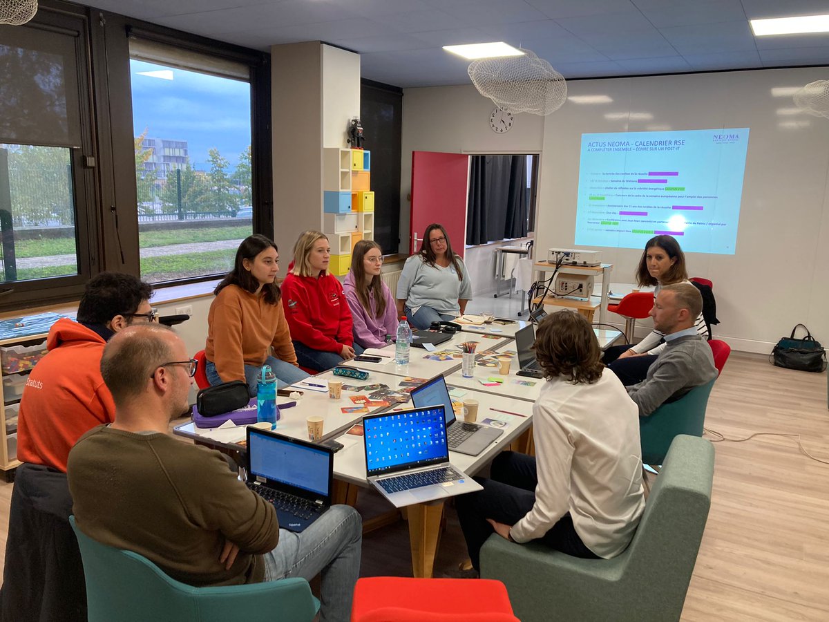 C’est la rentrée pour le Comité #RSE de <a href="/NEOMAbs/">NEOMA Business School</a> ! Parking à vélos/trottinettes et voitures électriques, référents TSE au sein des assos étudiantes, sobriété énergétique… étudiants et membres du staff agissent ensemble pour la transition sociale et environnementale de l’Ecole !