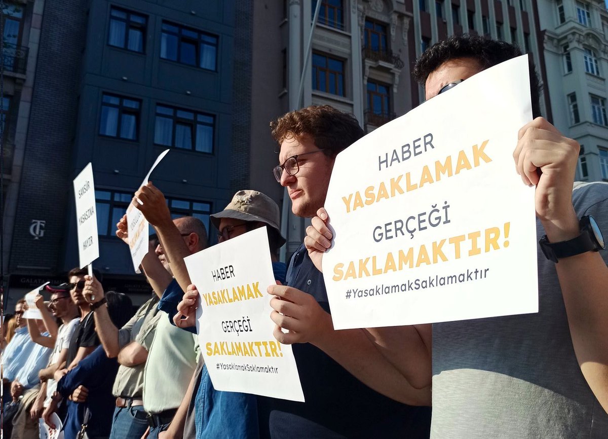 Haber yasaklamak gerçeği saklamaktır! 

#SusmakYok
#SansürYasasınaHayır