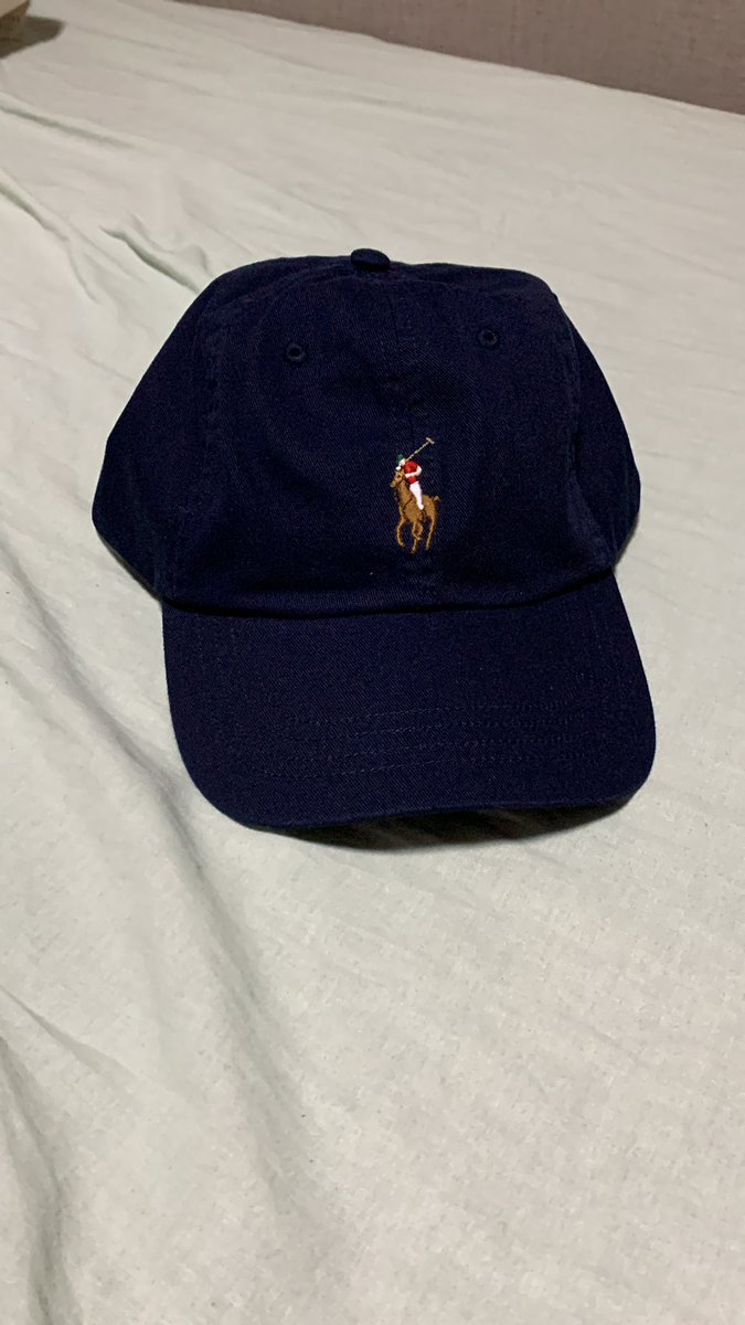 ずっと欲しかった帽子🧢
買っちゃった😊