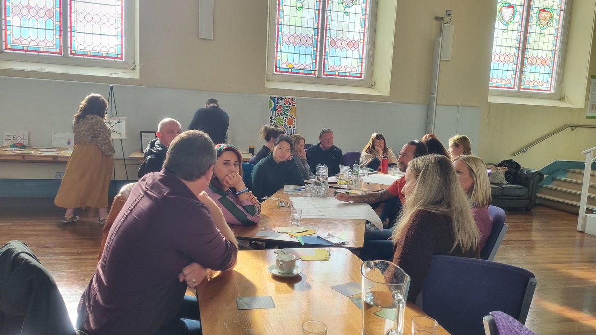 IntersectionCIC's tweet photo. Our Bridging the Gaps event is underway with @HopeintheHearts. We are thinking about our experiences as service users - whether at the dentist, the physio, or in a college, we are all service users.

#LivedExperience #serviceusers #relationalpractice #plymouthuk #community https://t.co/IyIErQqsQY