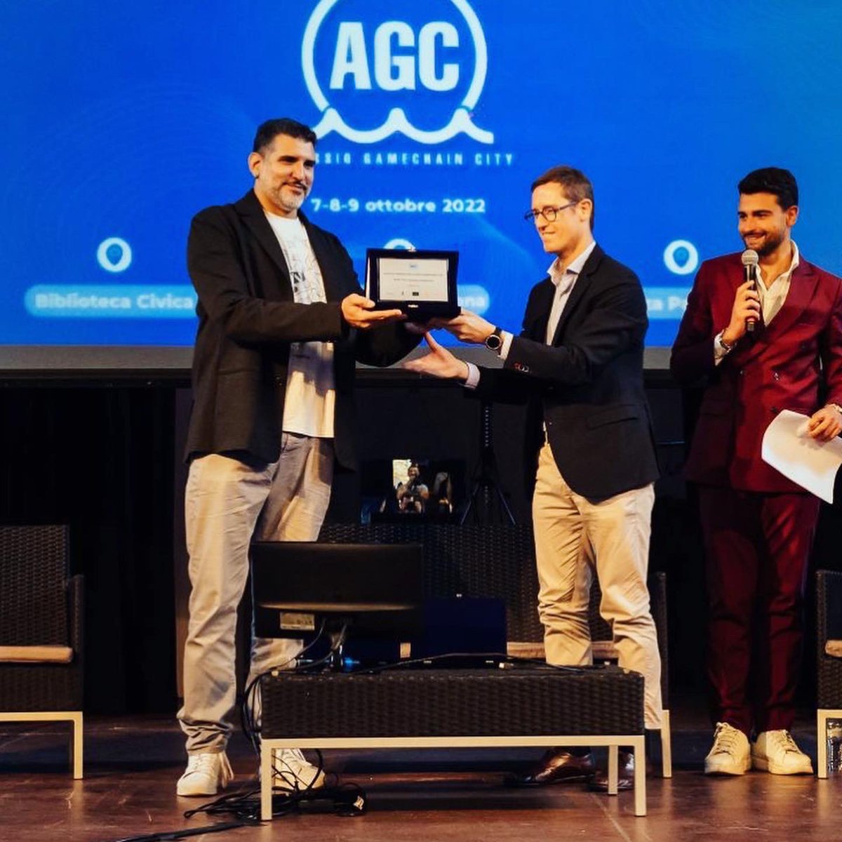 BeathsWorld's tweet image. Winners of the award as best pitch for WeSportUp in Alassio Gamechain.