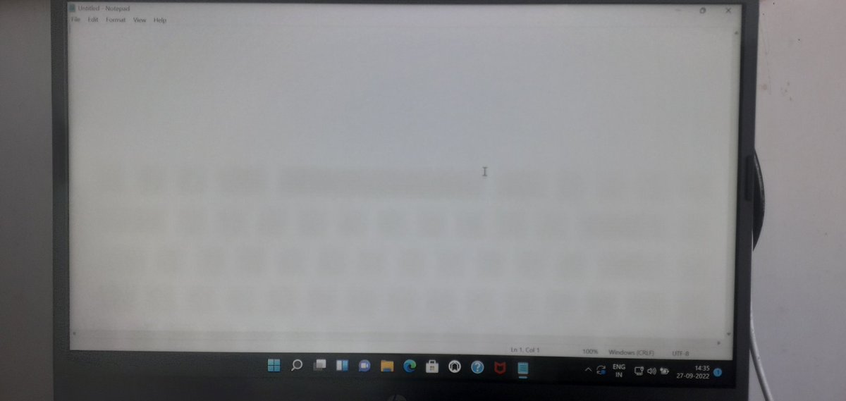 manishpotter16's tweet photo. Ordered @HP laptop in @Flipkart BBD sale. There was no damage outside but I found keyboard mark on screen(Inside).Complained to @flipkartsupport. Received no solution till date. Please replace ASAP. Complained to @jagograhakjago too. #FlipkartDoglaHai #flipkartsupport @_Kalyan_K https://t.co/lEaRFcDteT