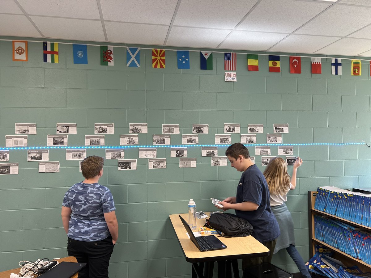 Learning collaboratively means the teacher isn’t the only educator in the room. Peers serve as someone to work with and learn from. #CamQuest
