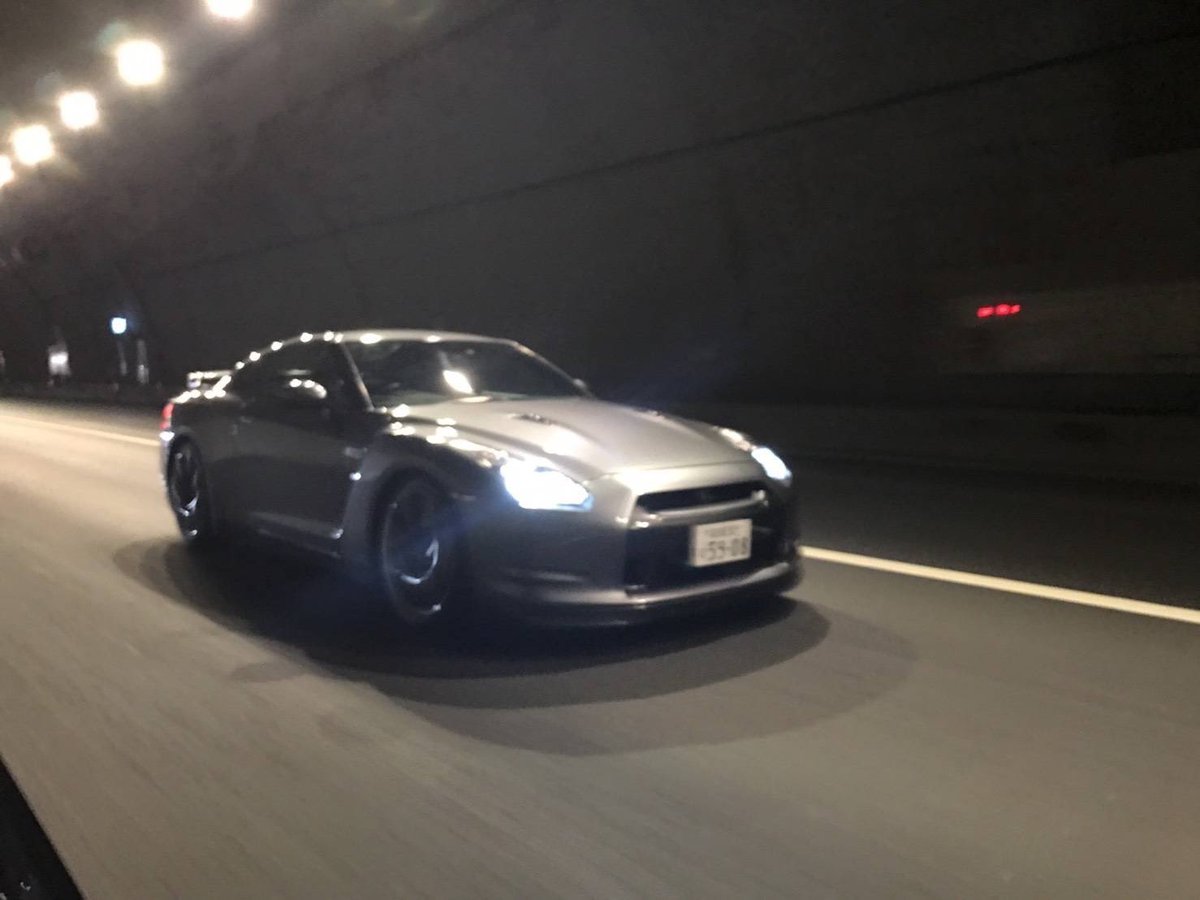 yuki99944's tweet image. 知り合いの車が愛知県名古屋市中川上流町自宅マンション駐車場にて昨日の夜8時から朝6時の間にGTRが盗まれました！見かけた方は通報宜しくお願いします！拡散希望DMなどで教えて下さい…