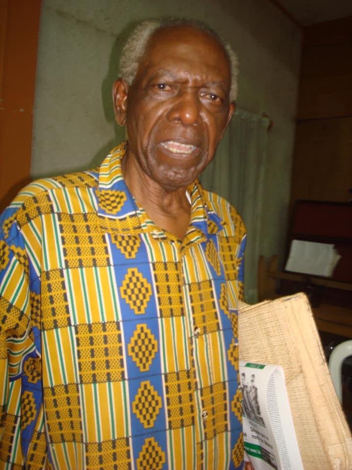 13/10/2018 - 13/10/2022 : Il y a 4 ans nous quittait Fabien Eboussi Boulaga 

Le dernier véritable penseur qui nous restait. Le père du « Muntu ».

L’oubli est la ruse du diable.
La terre est sale ! Si è ne Mvit !