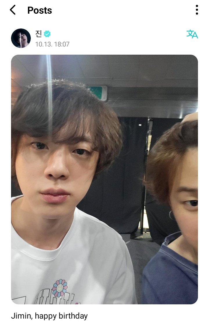 Y\all it gives me ryan reynolds \"happy birthday to my amazing wife\" posts 