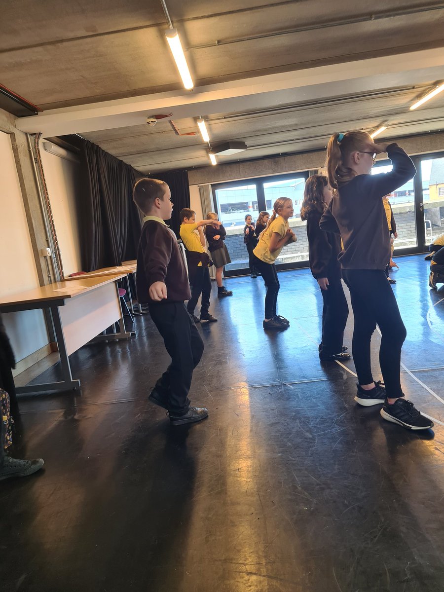EastfieldPSHull's tweet photo. Yeah 5 are enjoying their trip at @HullTruck #EPSYear5 #EPSEnglish #ActiveLiteracy https://t.co/1tx1Xi4ted