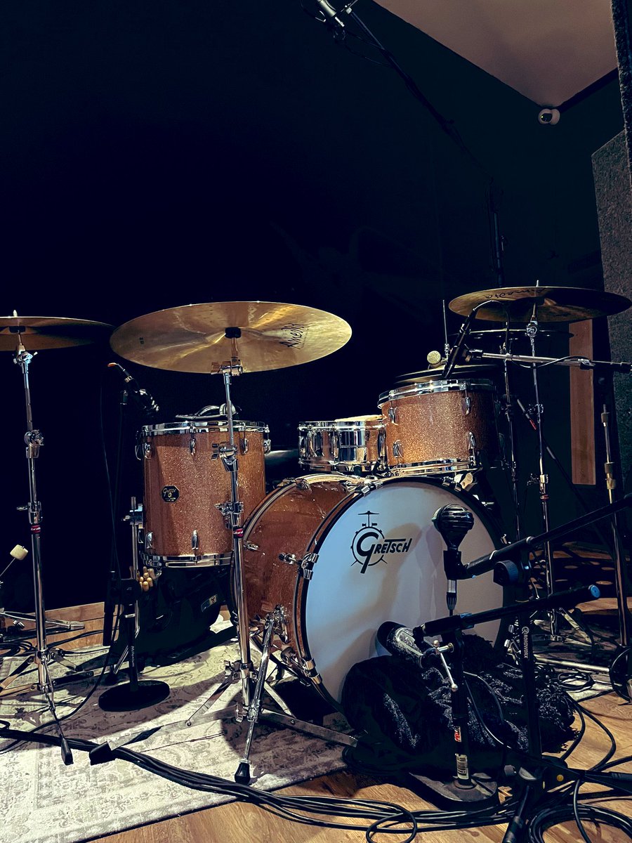 Good to be back in the studio making new music and this <a href="/gretschdrums/">Gretsch Drums</a> USA sounded so good with <a href="/CodeDrumHeads/">Code Drum Heads</a> <a href="/Amedia_UK/">AmediaCymbalsUK</a> <a href="/porteranddavies/">Tim & Dil - P&D</a> <a href="/pellwoodeu/">pellwoodeu</a> 🥁