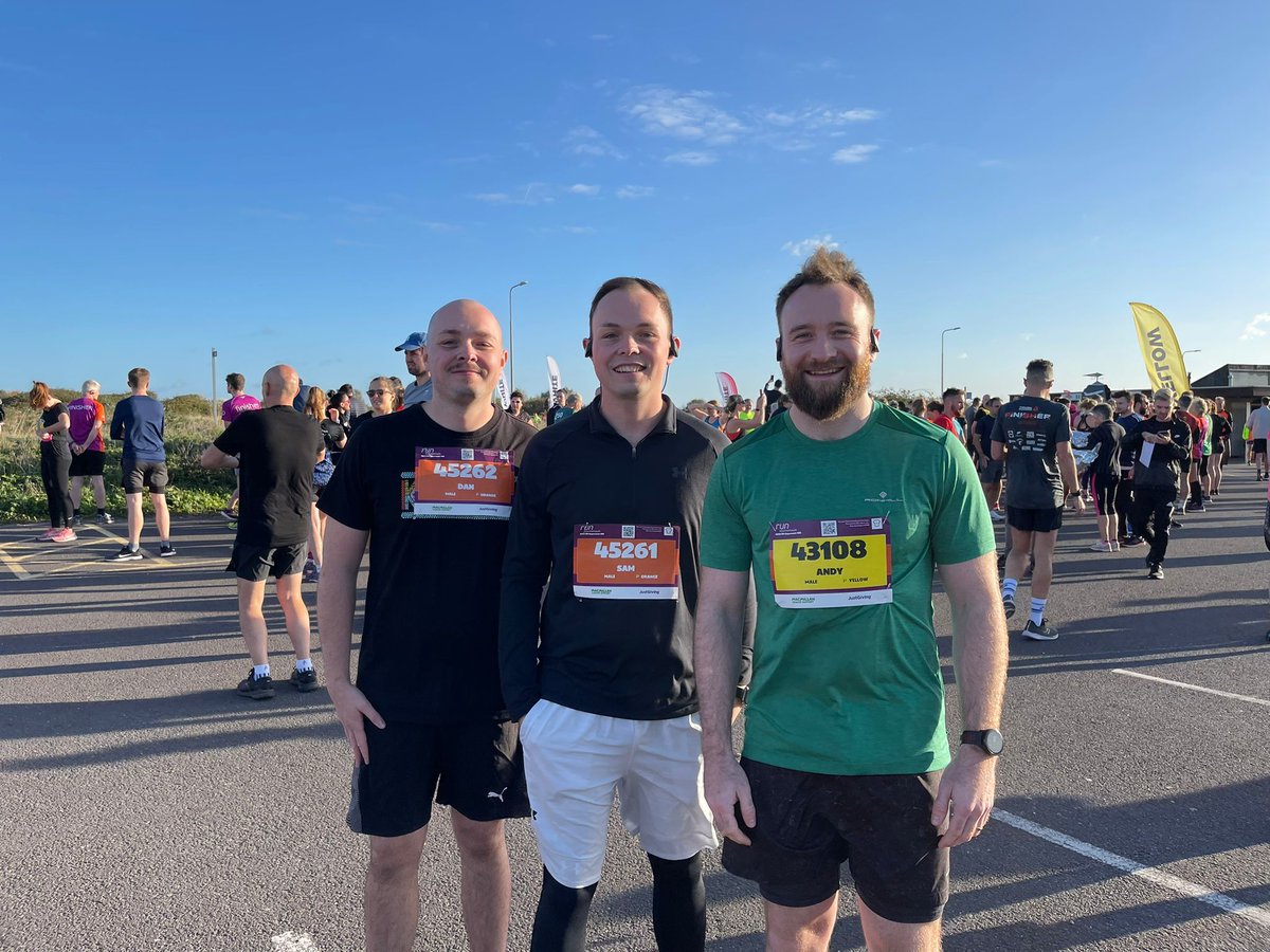 StudioVision_S's tweet image. On October 9th, our athletic trio from Studio Vision attended #Bournemouth10K to help raise funds for 
@Autistica - the UK’s leading autism research and campaigning charity.
Congratulations to Andy, Sam and Dan, who successfully completed the 10k run❤️
#autism #runforcharity