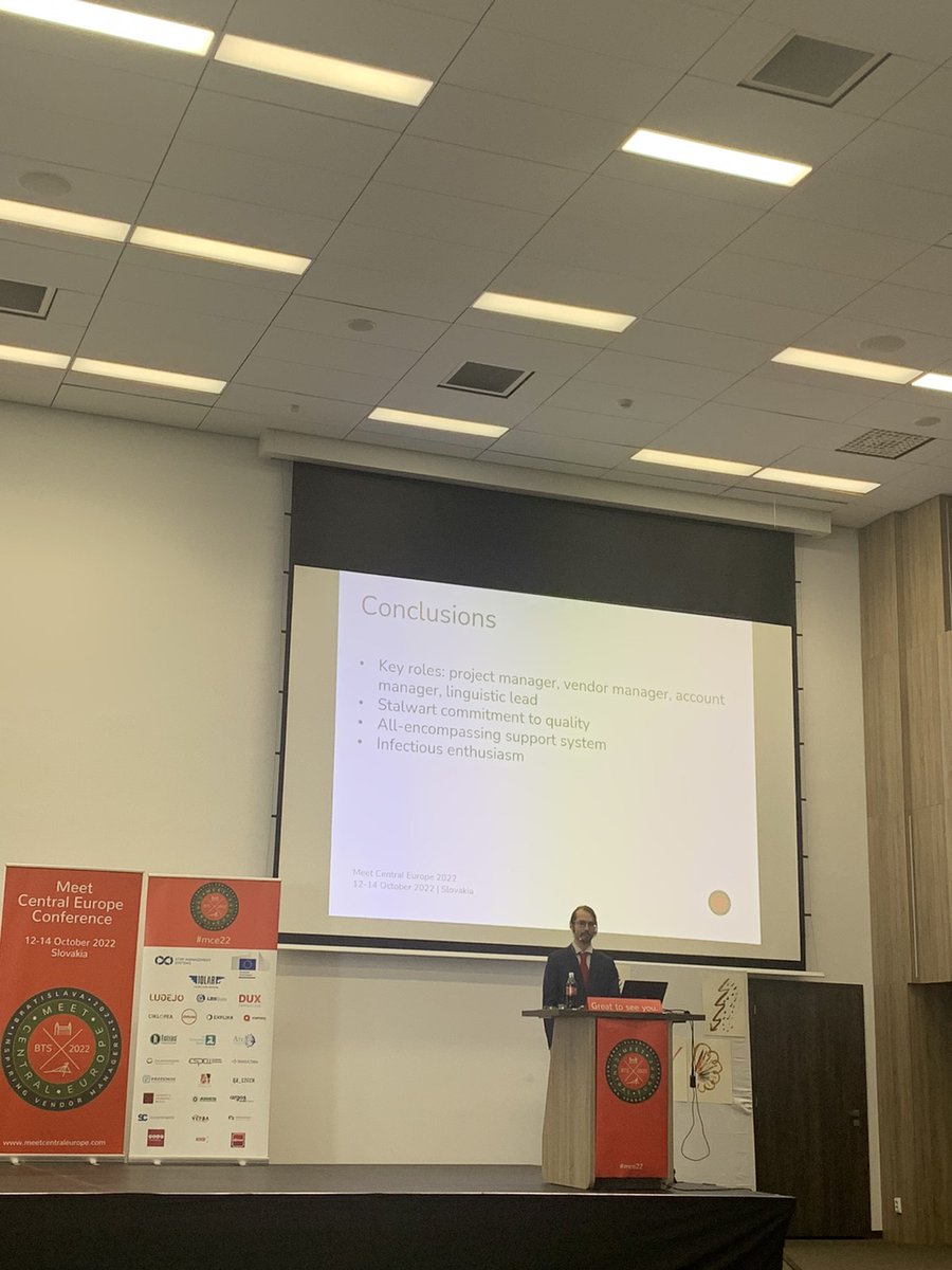 EuroTranslate_'s tweet photo. András Bujdosó from @espell introduces fun times with large projects.
A good question: when it comes to 100k words project, is it better to work with external translators or in-house team? 
#MCE22 #meetcentraleurope #EuroTranslate #bratislava #translation #localization @meet_CE https://t.co/ro46POqv4g