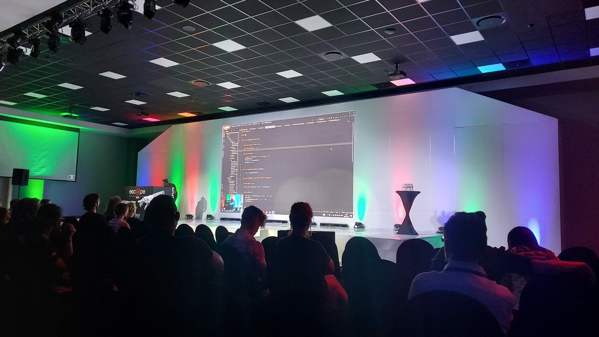 kieran_Louw01's tweet photo. @bbdsoftware BBDescape2022 😉
@bbdatc 
I think its Java?? https://t.co/IyYa954o8H